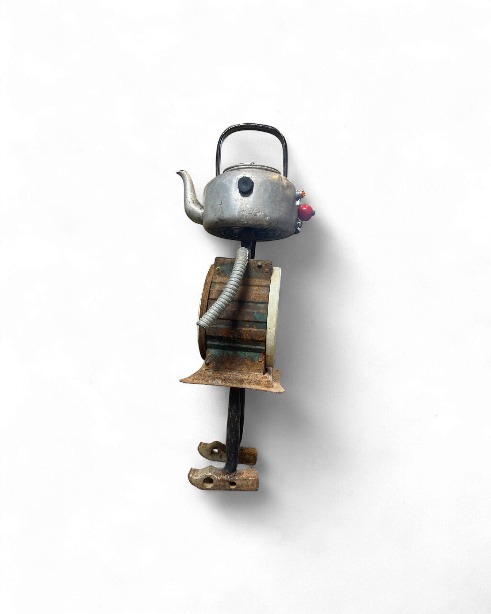 Kettle Head – Upcycled Robot Sculpture Surround Living