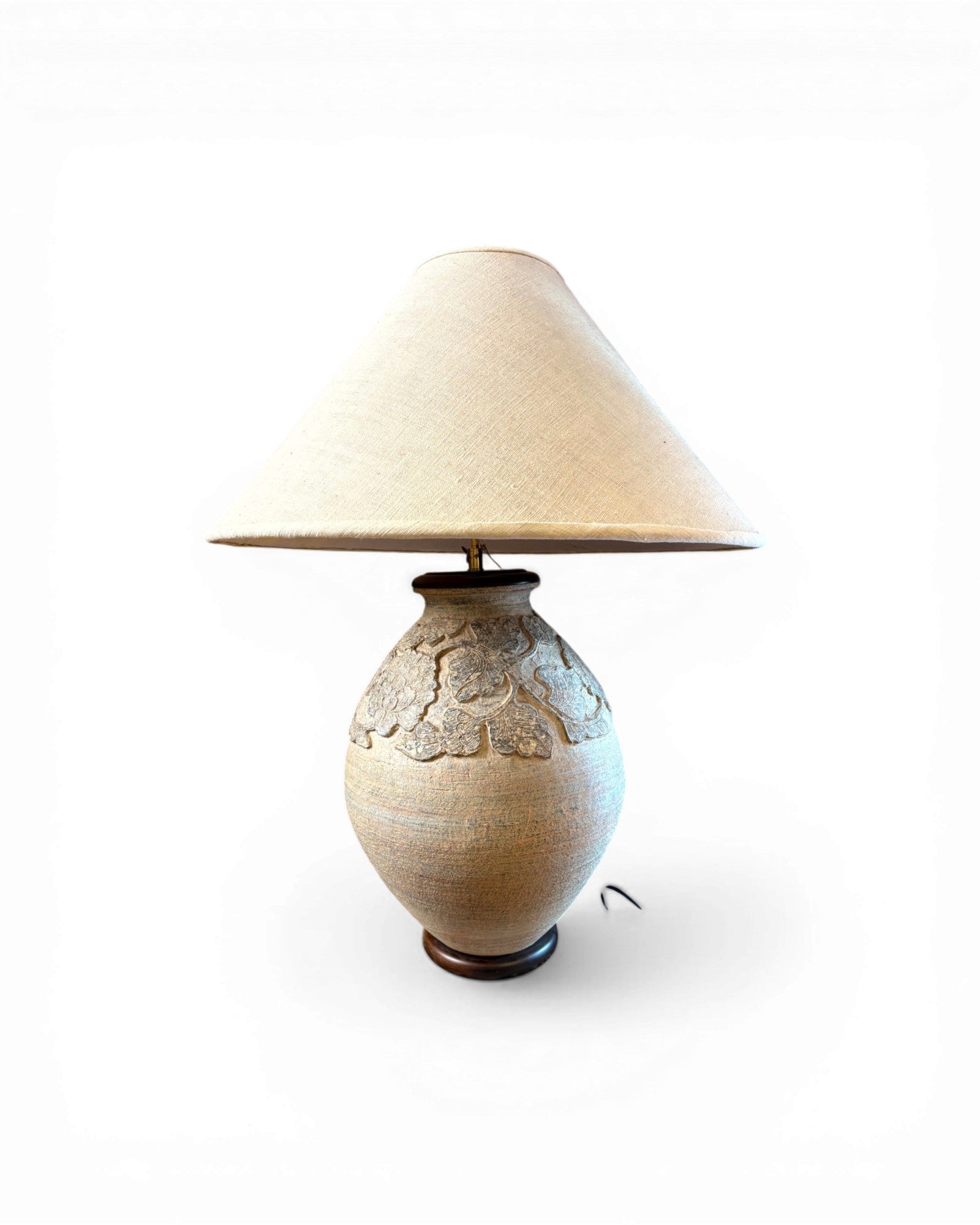 Textured Ceramic Table Lamp with Floral Relief & Natural Linen Shade - Surround Living - 10