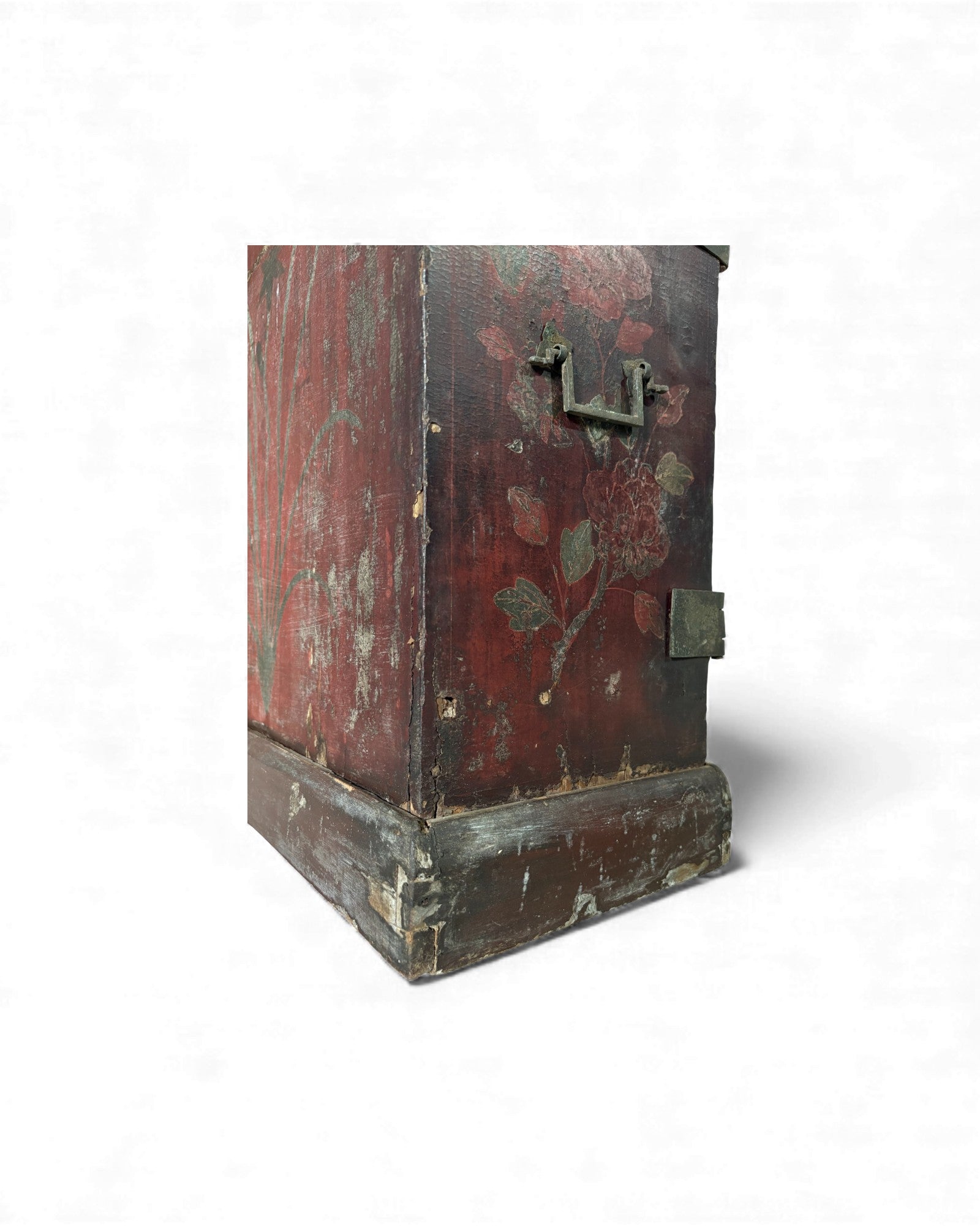 Red Lacquer Portable Buddhist Shrine Cabinet - Surround Living - 15