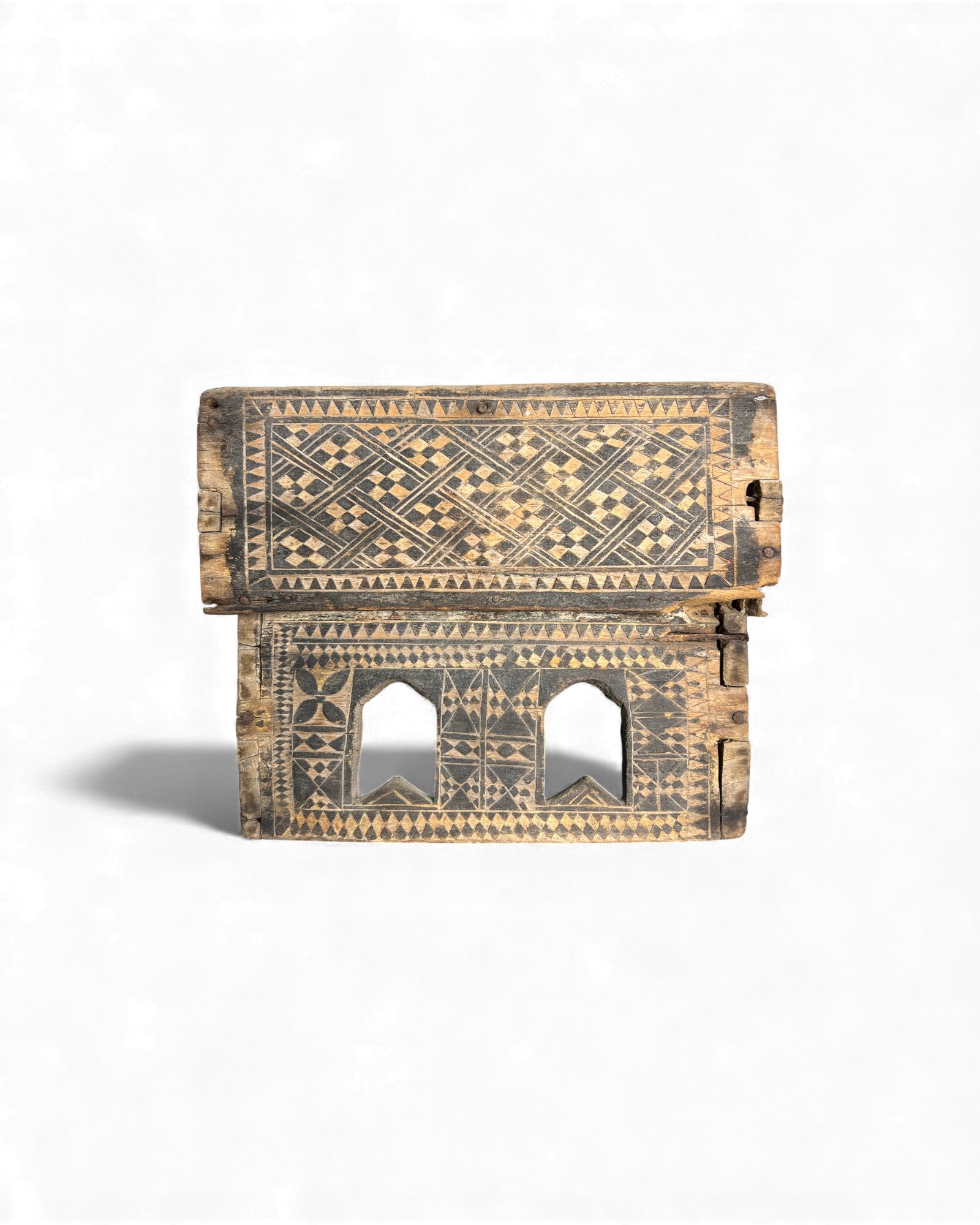 Thai Betel Box with Incised Decoration (Isan Region) - Surround Living - 4