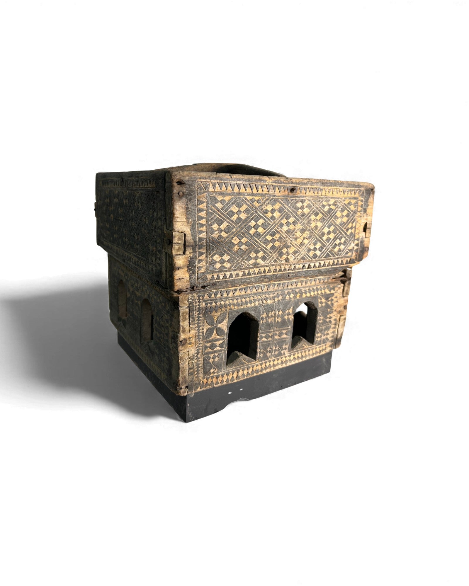 Thai Betel Box with Incised Decoration (Isan Region) - Surround Living - 7