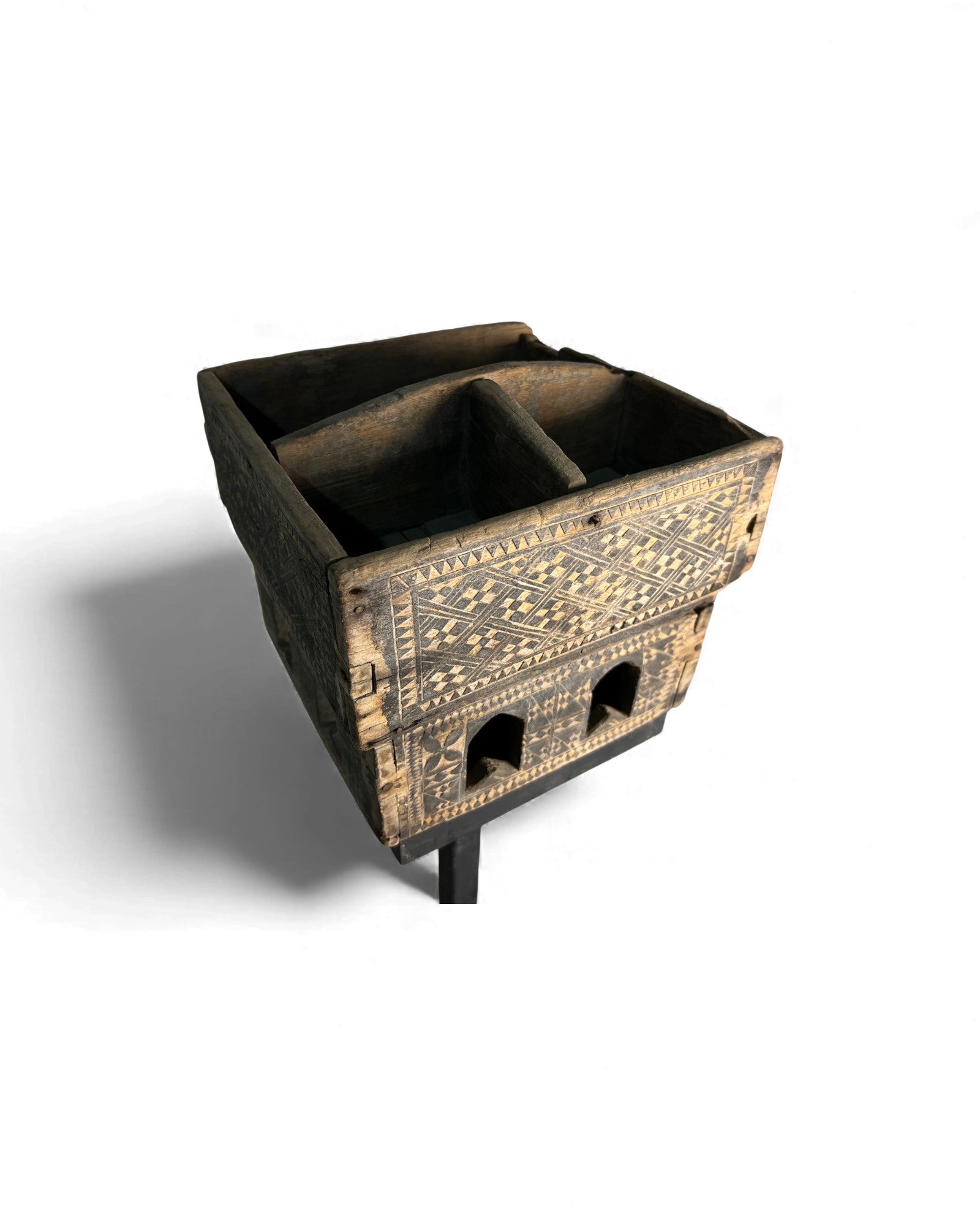 Thai Betel Box with Incised Decoration (Isan Region) - Surround Living - 8