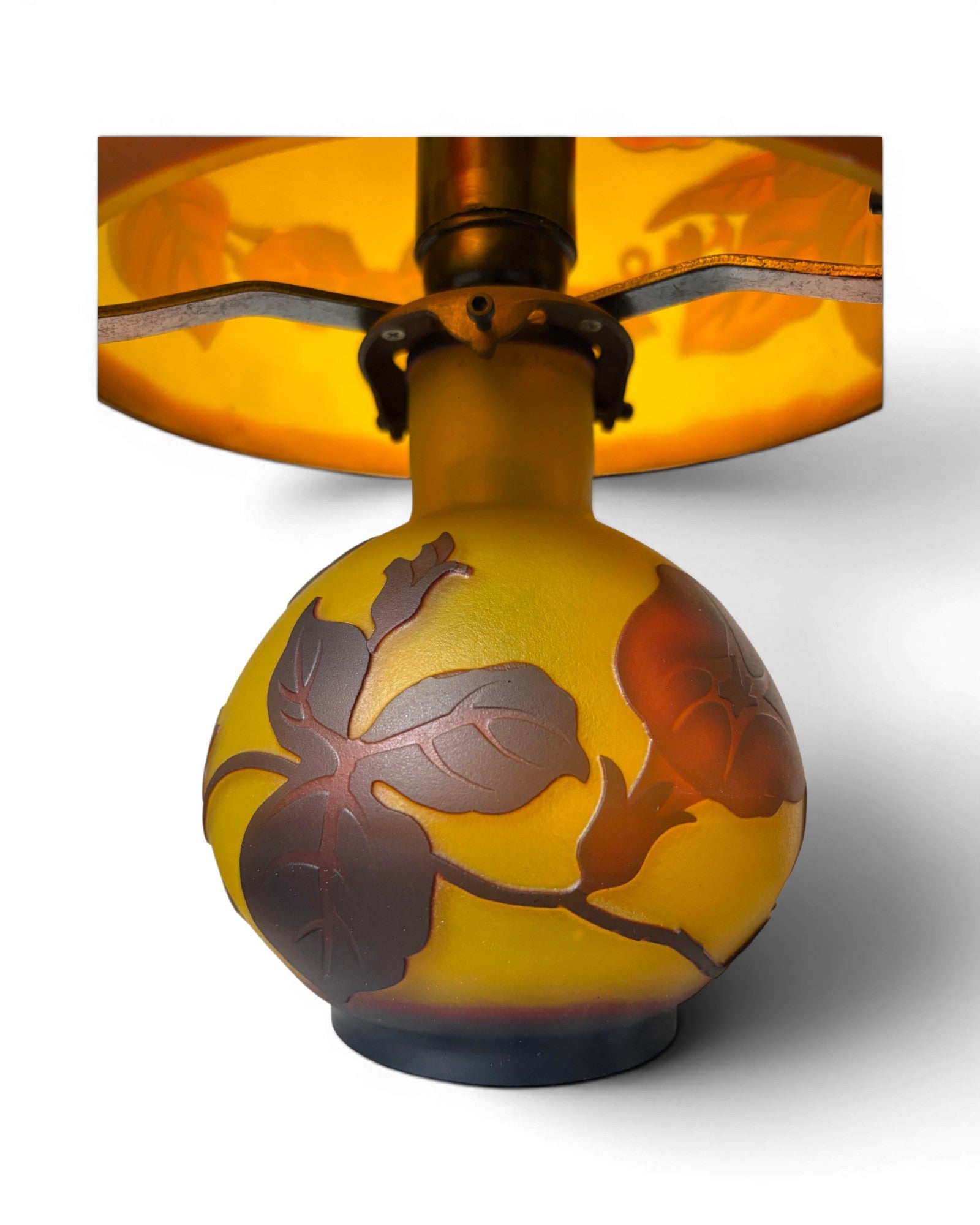 Art Nouveau Cameo Glass Table Lamp