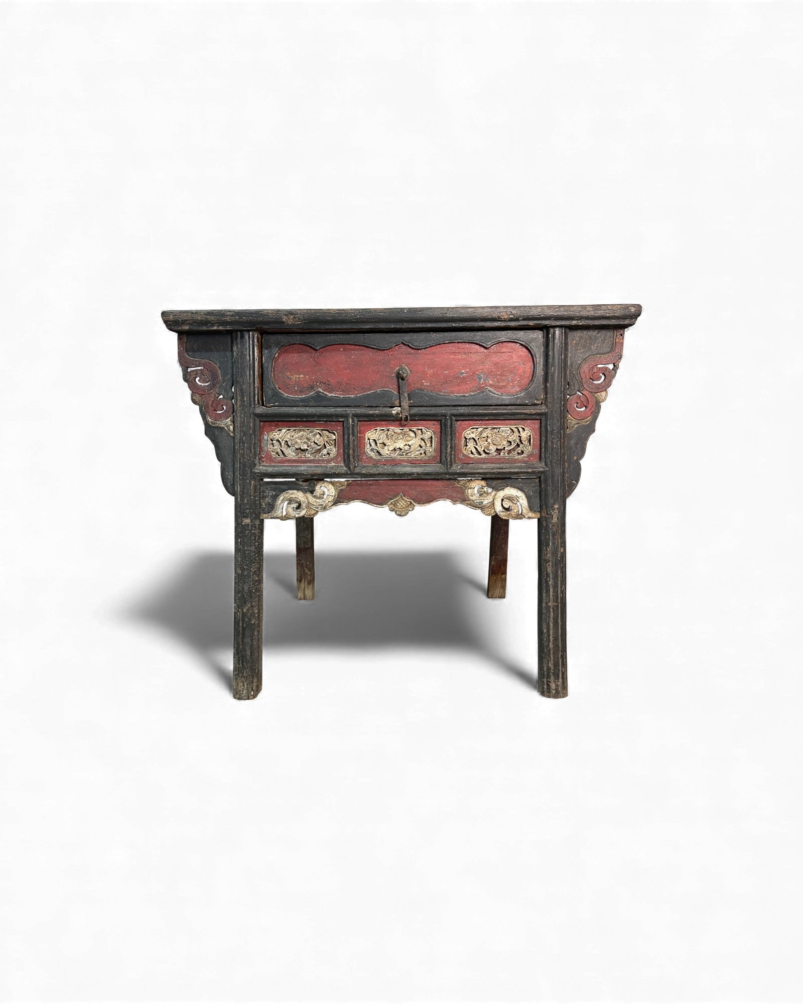 Chinese Black - Lacquer Coffer with Later Red and White Paintwork - Surround Living - 2