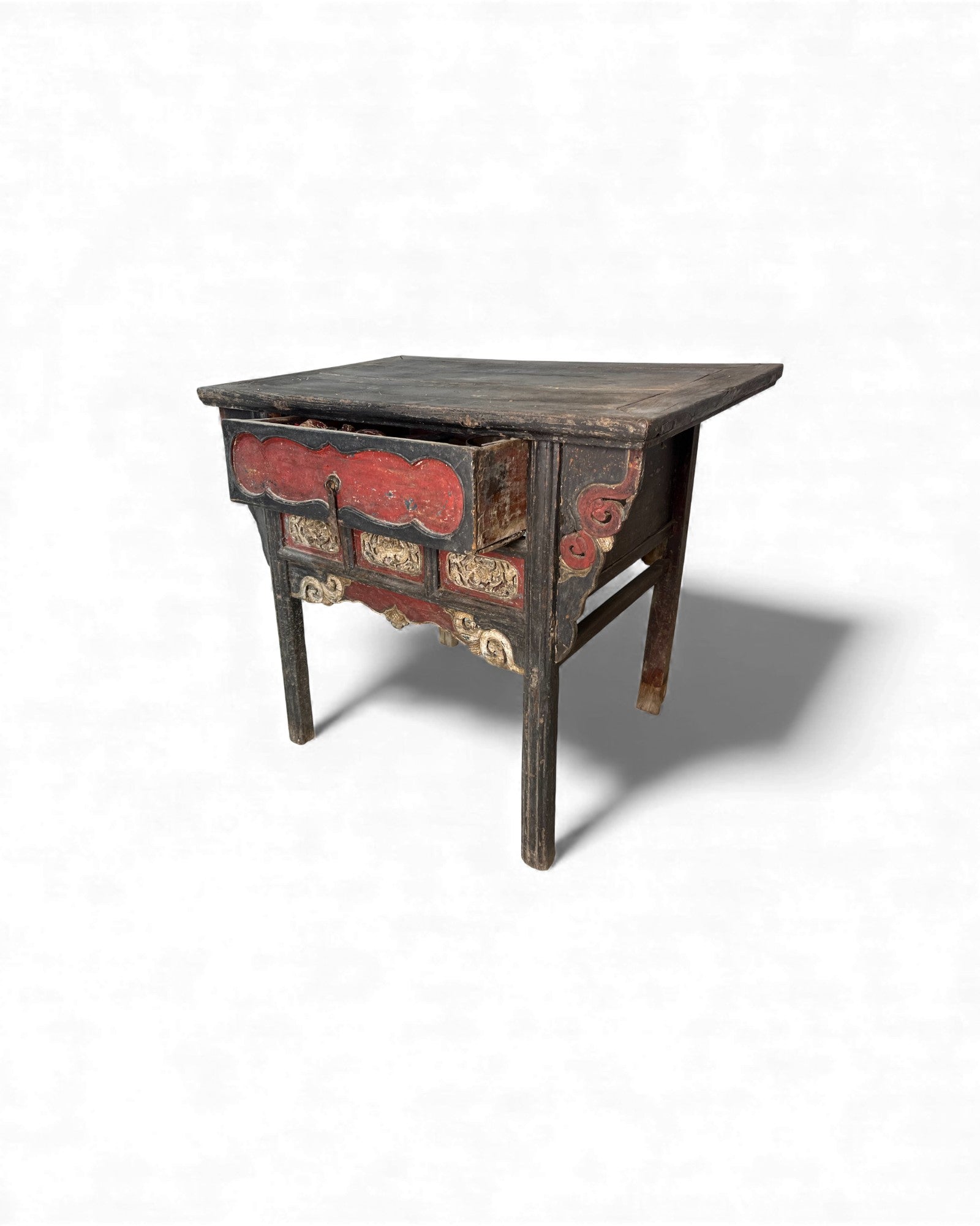 Chinese Black - Lacquer Coffer with Later Red and White Paintwork - Surround Living - 22