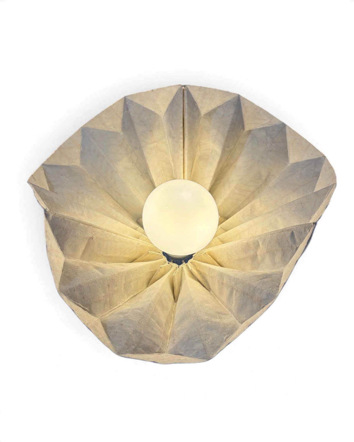 MAKKHA - Tarn Table Lamp