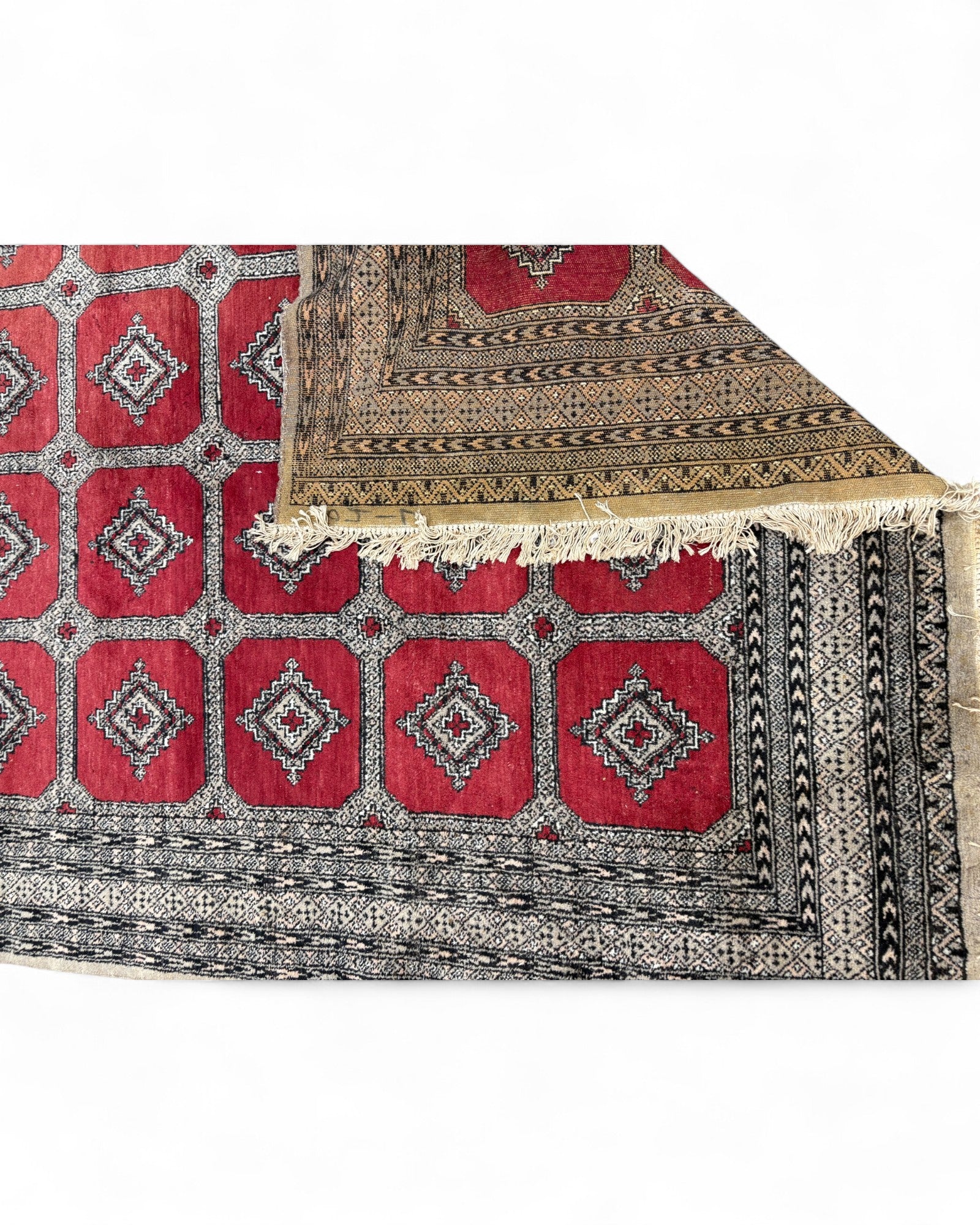 Bokhara Wool Rug – Pakistan | 188 x 277 cm