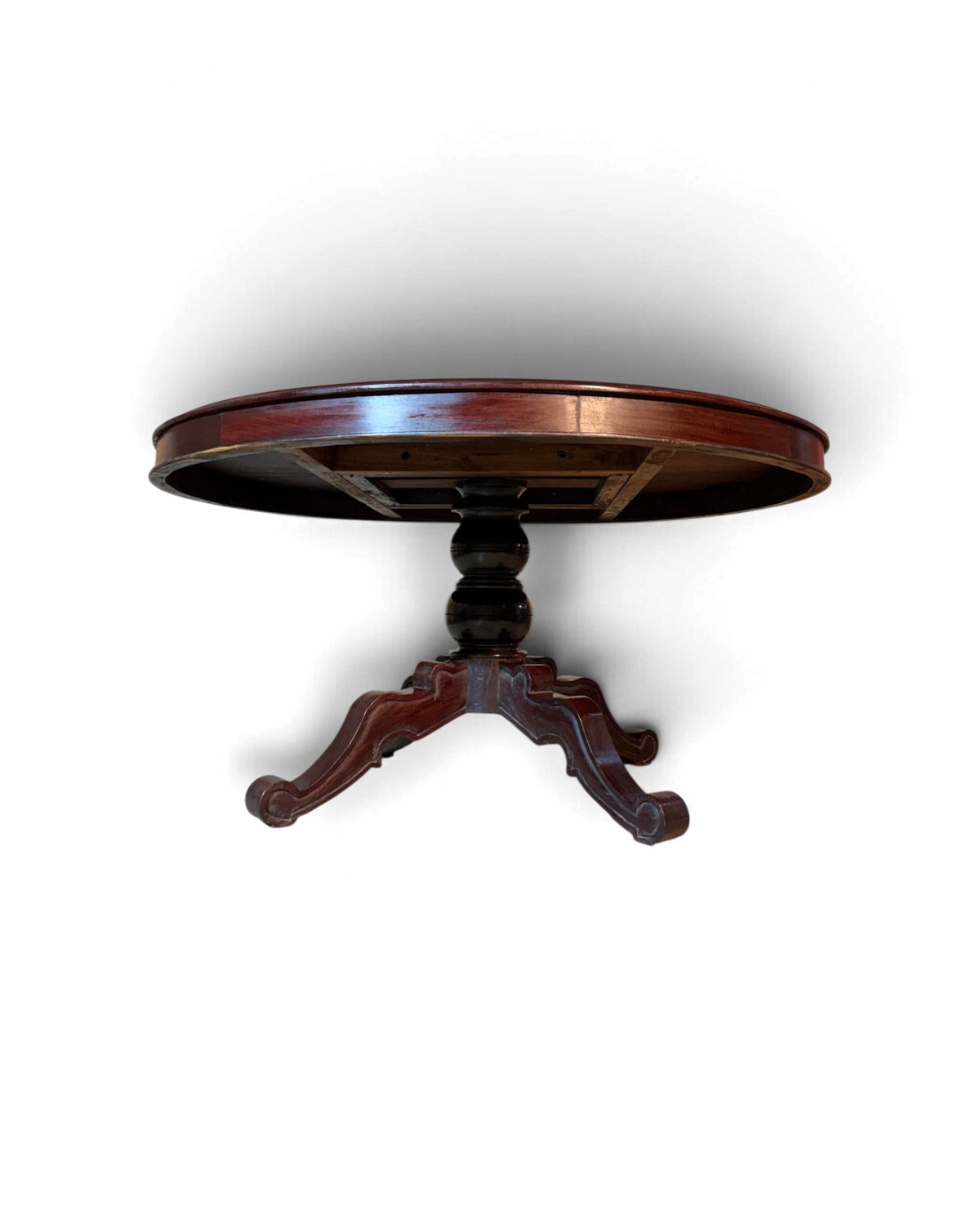 Round Teak Wooid Dining Table