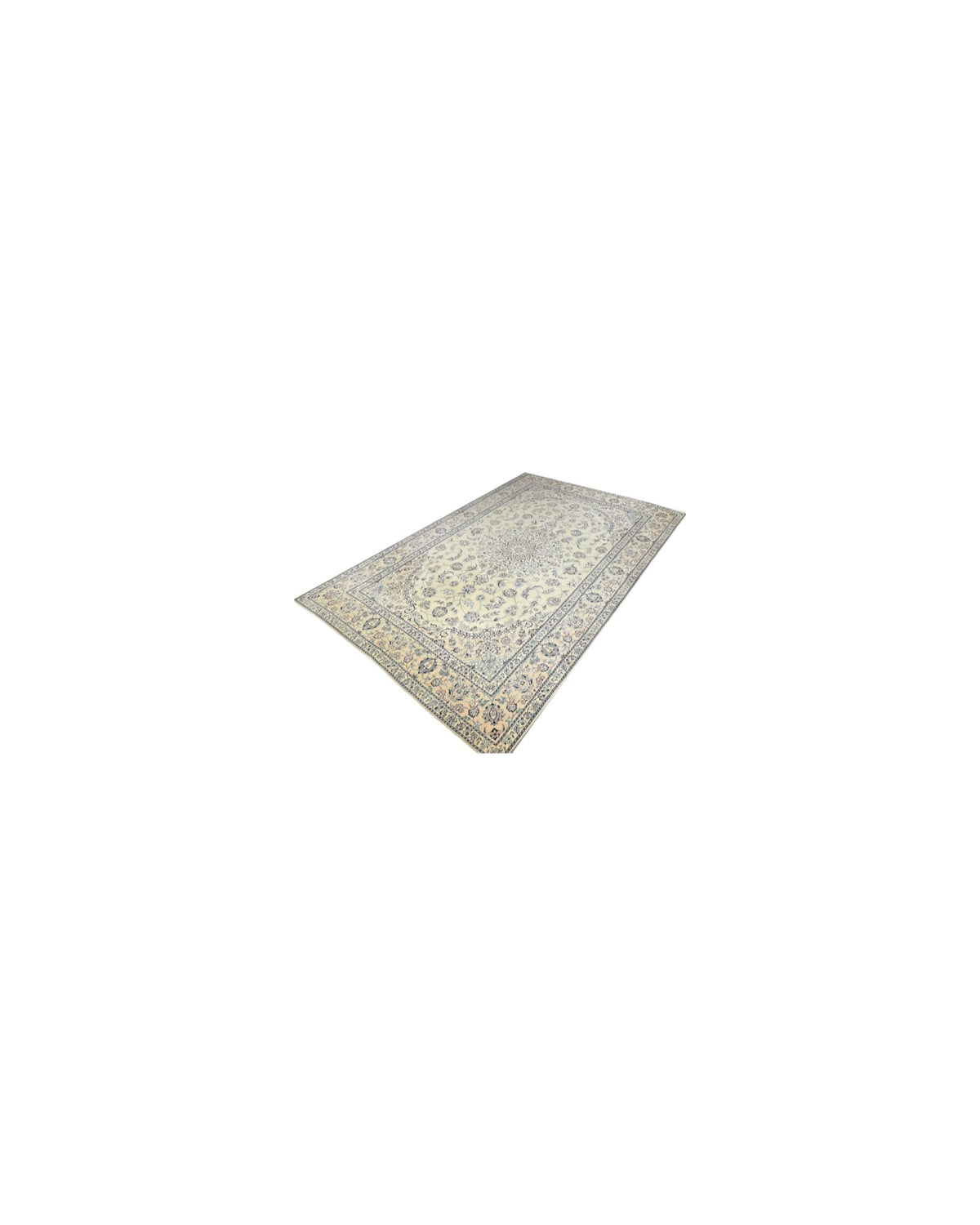 Fine Persian Nain Carpet – Medallion Design | 320 x 205 cm - Surround Living - 1