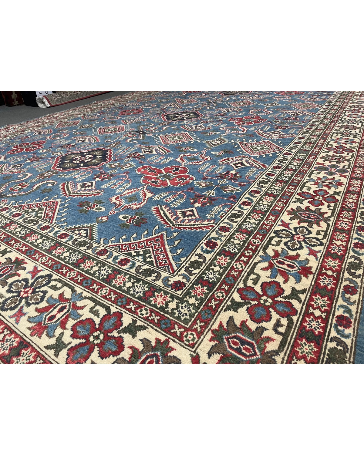 Kazak Oriental Carpet – Caucasian Geometric Design | 416 x 300 cm - Surround Living - 4