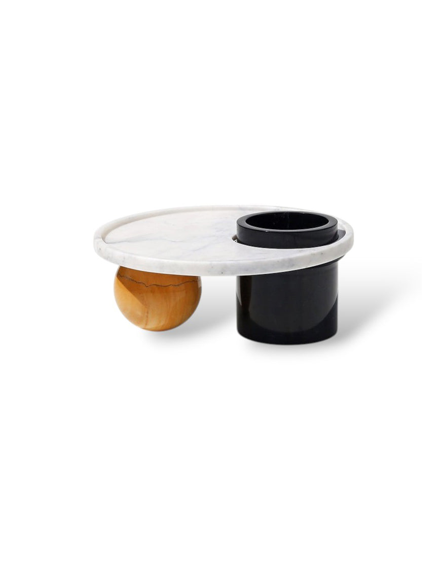 The Buri Vase - Tray in Carrara