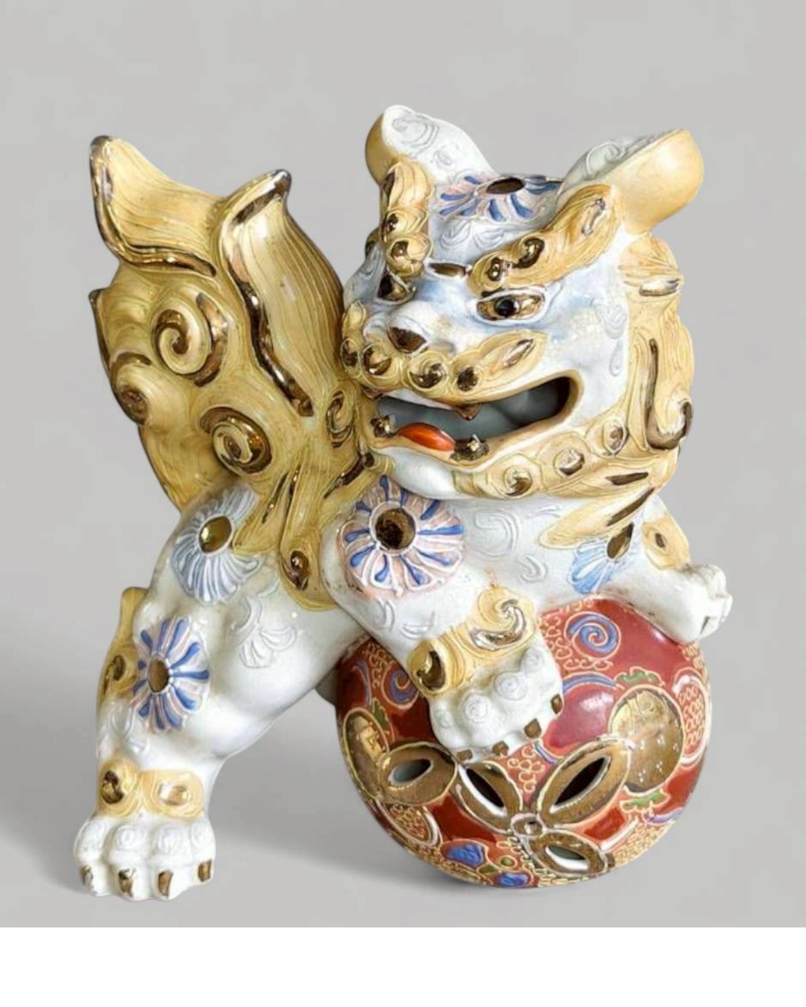 Kutani Guardian Lions — A Rare Left & Right Match - Set of 2