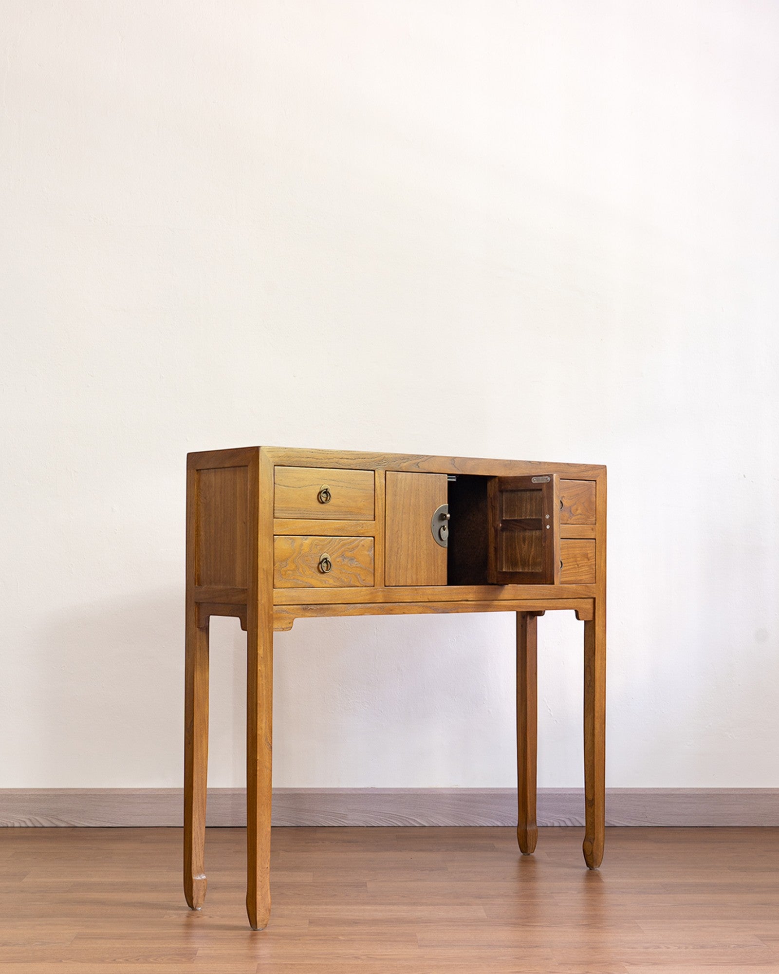 Lady Table Mini - Reproduction