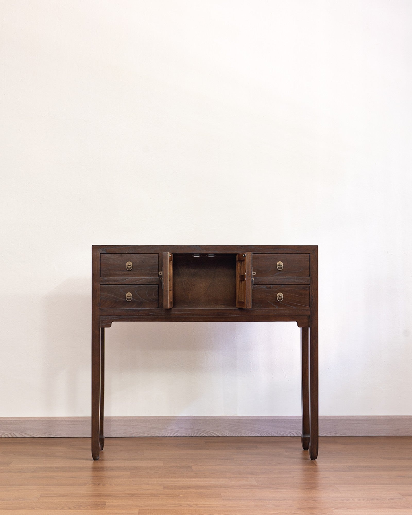 Lady Table Mini - Reproduction