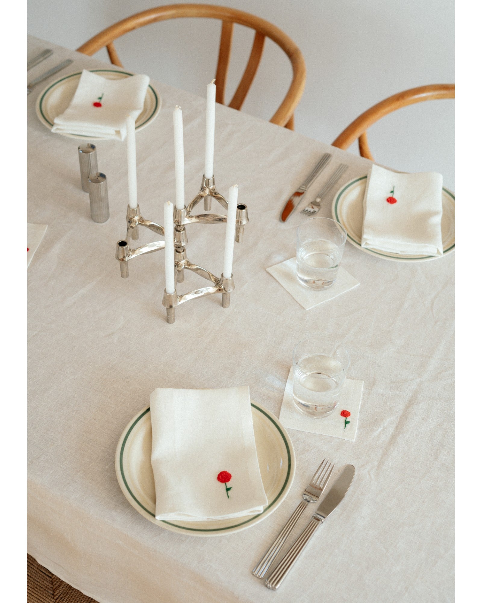 Rose Embroidery Napkin - Set of 4