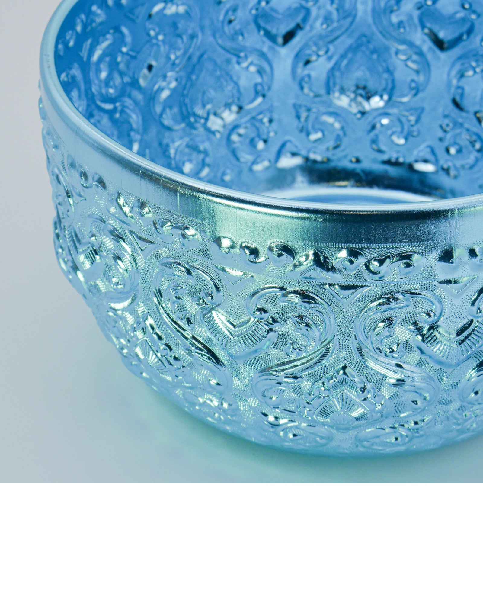 Thai Embossed Aluminium Bowl (M) - 22cm, Green