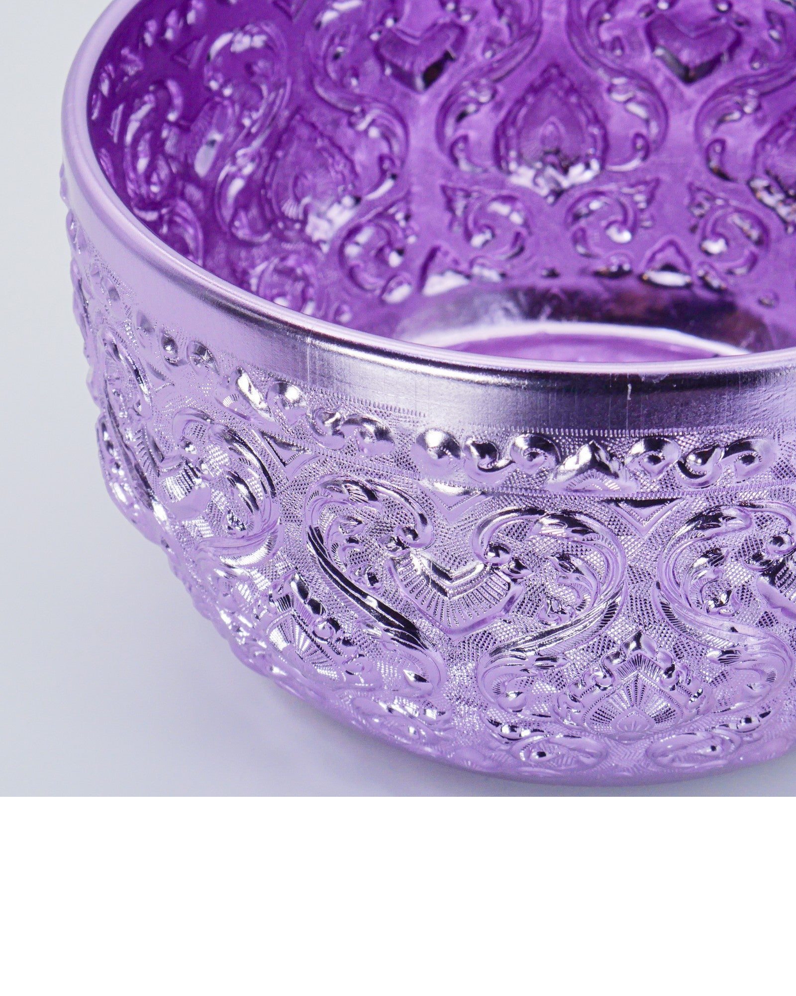 Thai Embossed Aluminium Bowl (M) - 22cm, Green