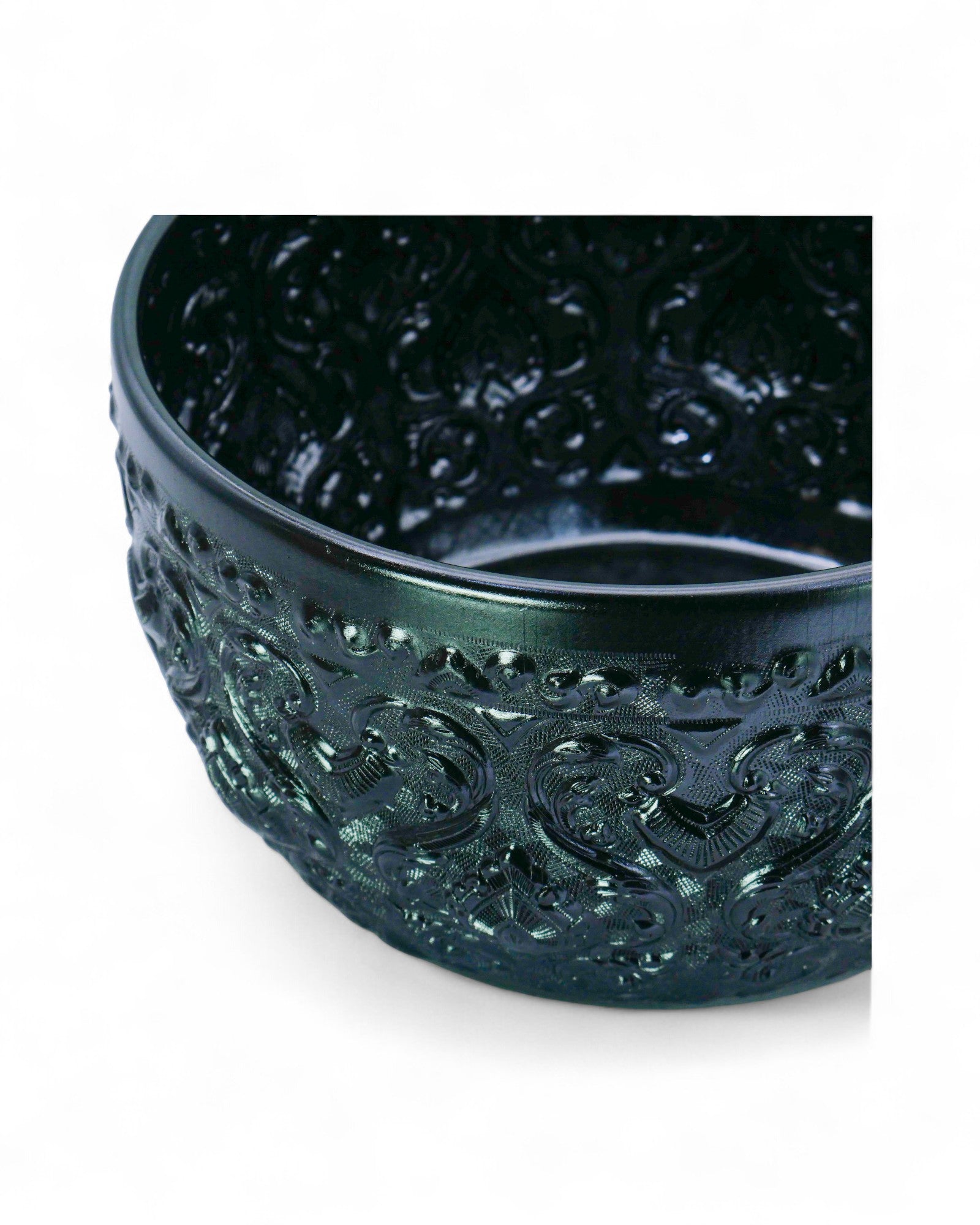 Thai Embossed Aluminium Bowl (M) - 22cm, Green