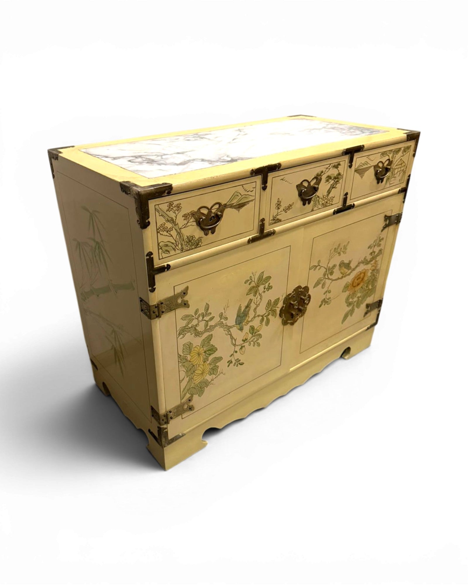 Hand-Painted Chinoiserie/Oriental Korean Mother-of-Pearl Inlay Chest