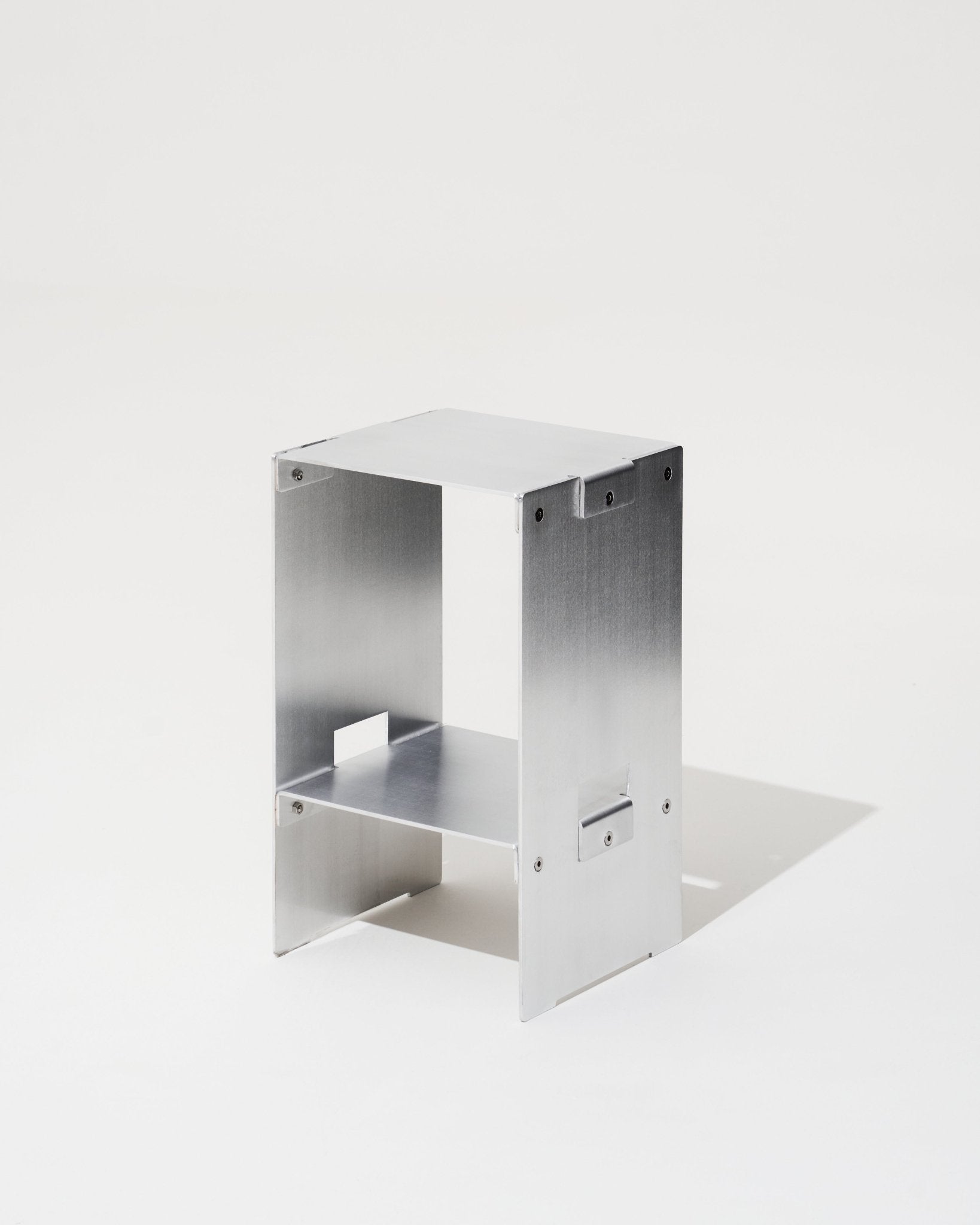 SS - EDGE - Surround Living - 2