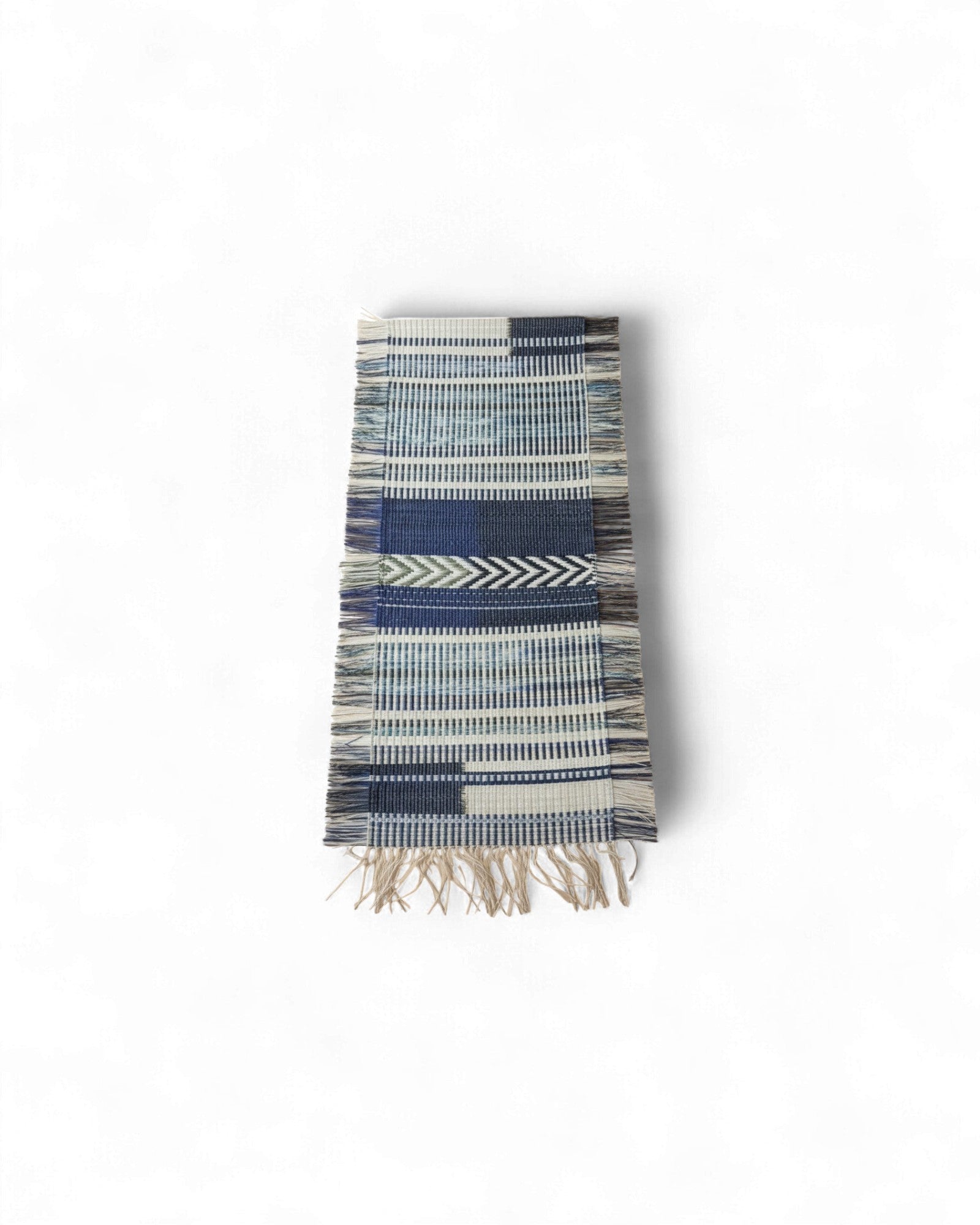 Chi (ชี) Living Collection : Flow of Siam