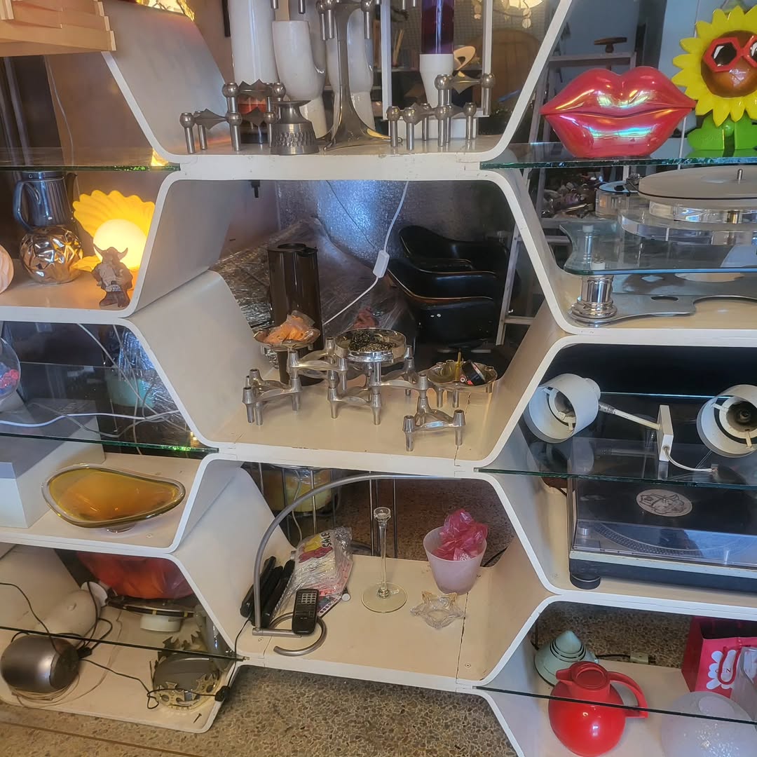 Honeycomb Modular Shelving by Bill Curry for Heller