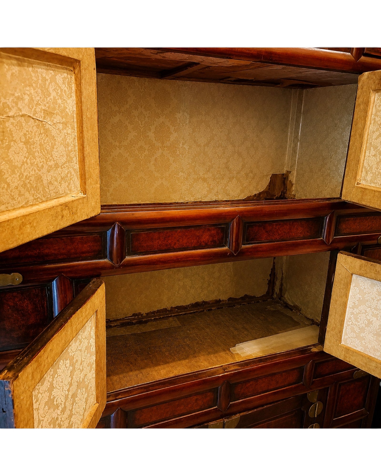 Three-Tier Korean Wardrobe (Samchung Jang)