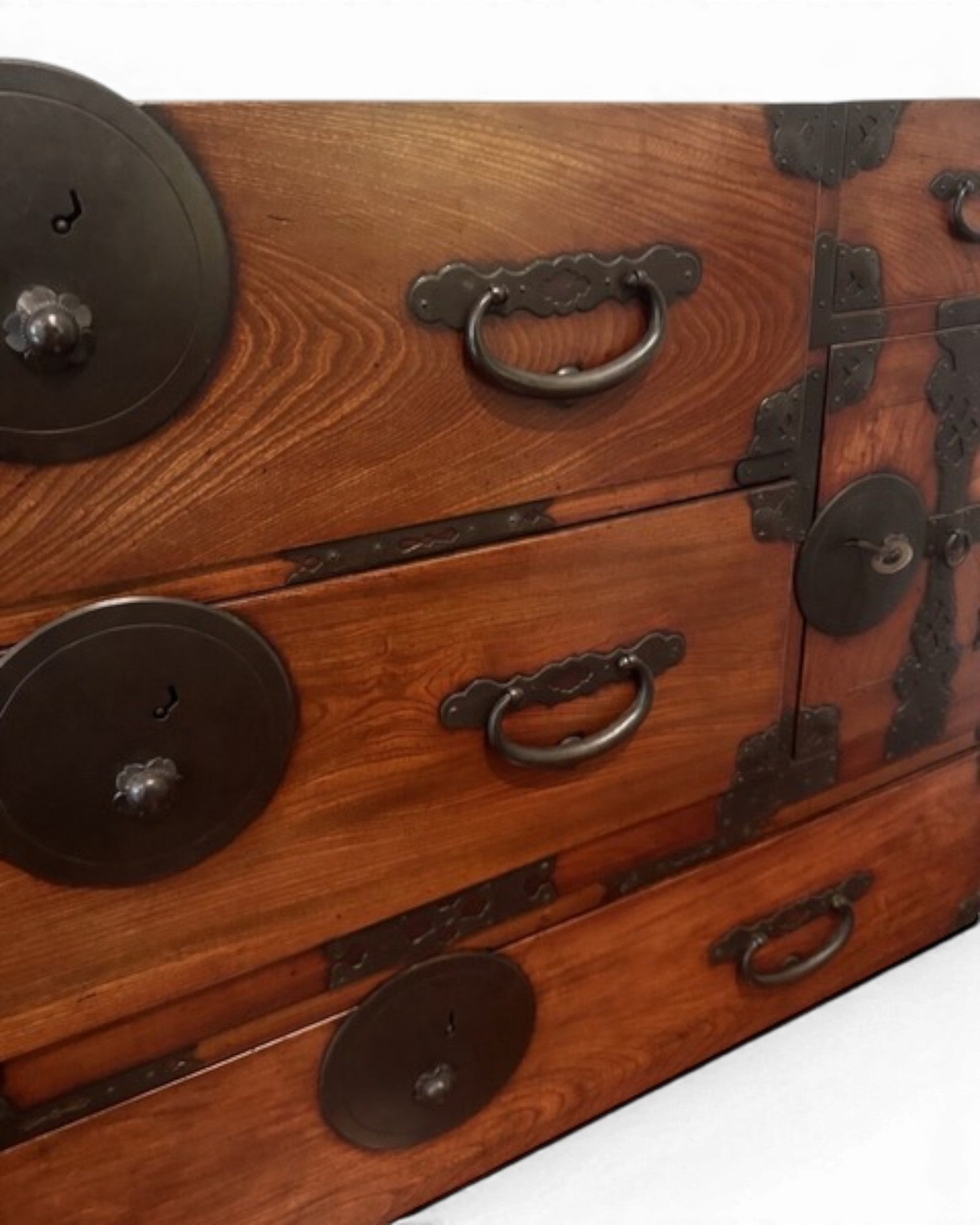 Nihonmatsu Keyaki Bridal Tansu Chest with Brass Fittings